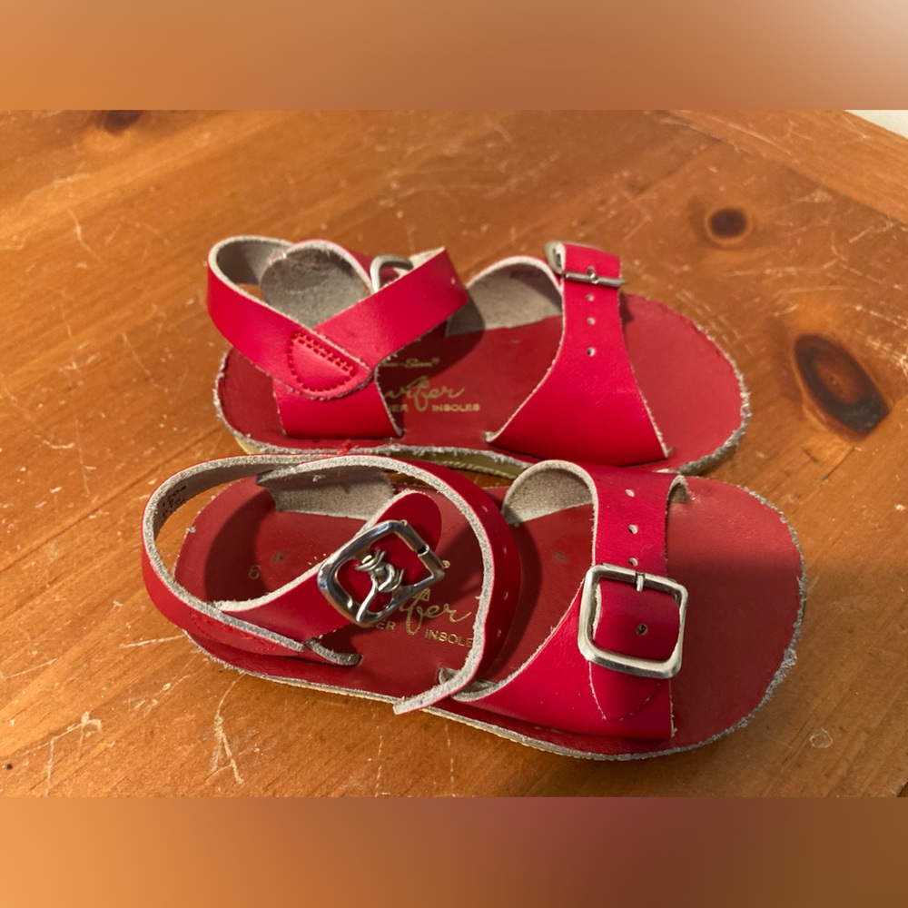 Saltwater sandals